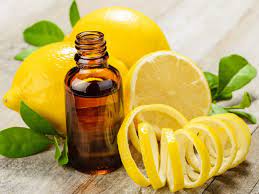 10 Incredible Health Benefits of Lemon Oil